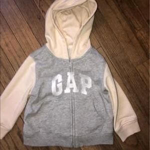 12-28 light baby GAP jacket